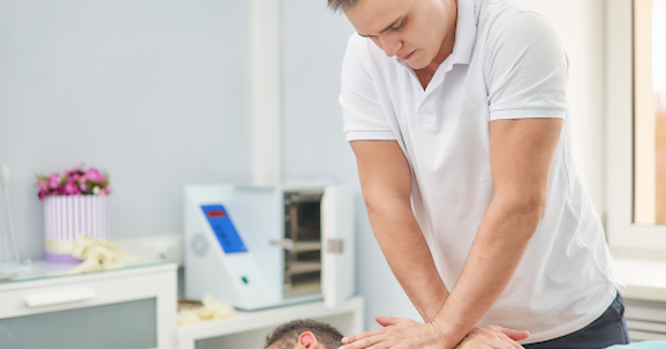Les masseurs-kinésithérapeutes qui ont recours à la technologie HUBER360® EVOLUTION y gagnent beaucoup d’avantages. En plus de diversifier leur activité, cela leur permet de relâcher la pression.